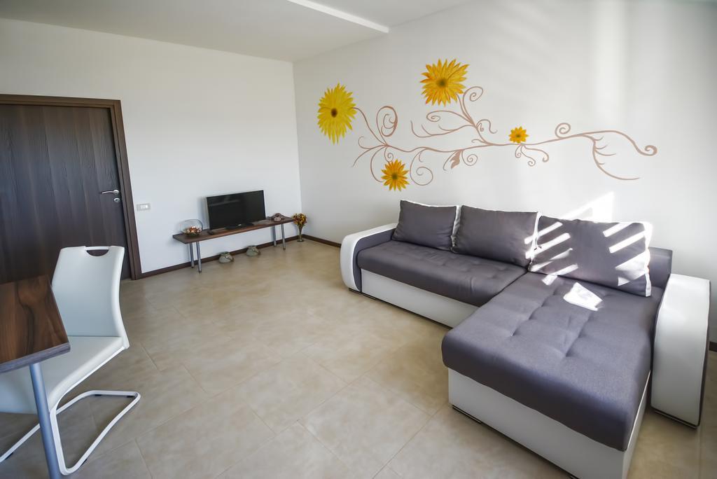 Apartments Bertetic Kanfanar Esterno foto